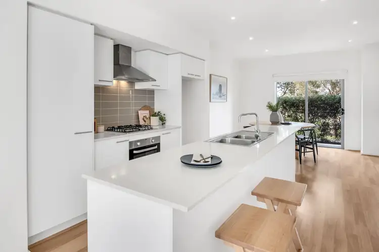 Fourth view of Homely house listing, 15 Alexander Circuit, Craigieburn VIC 3064