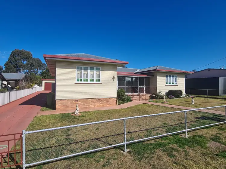 19 Grace Street, Crows Nest QLD 4355