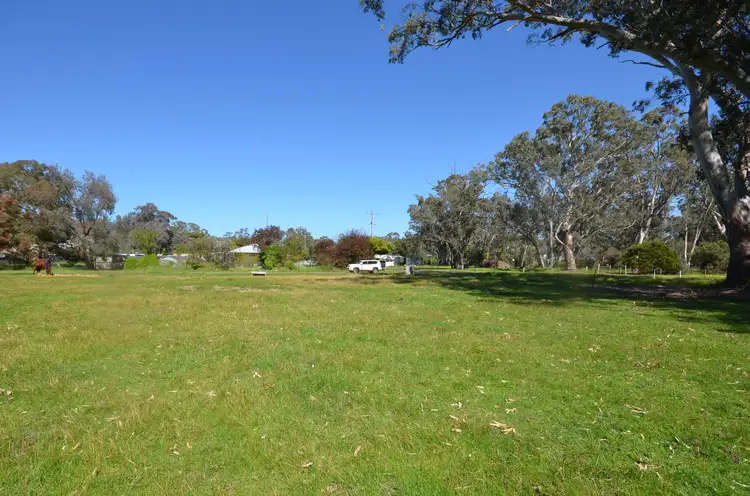 Main view of Homely rural property listing, CA 10 Ballantyne Street, Apsley VIC 3319