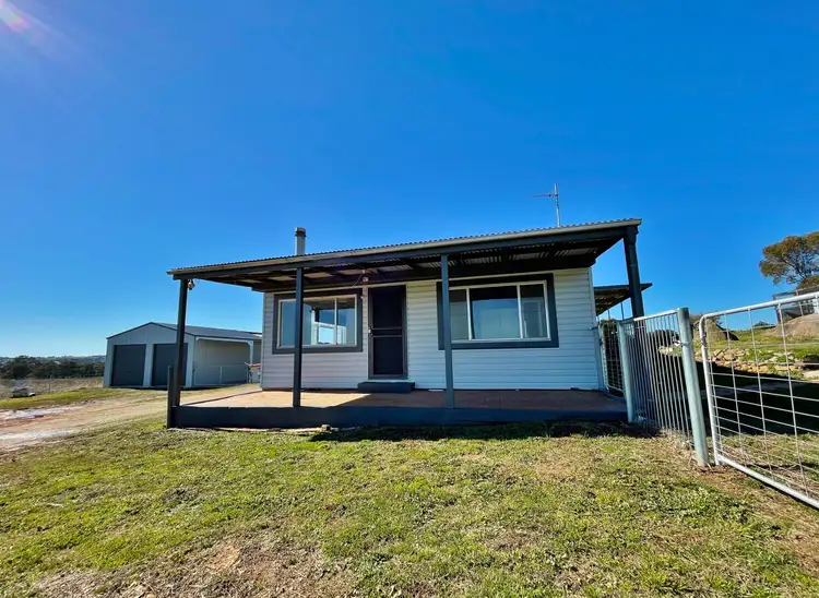 137 Back Creek Road, Young NSW 2594