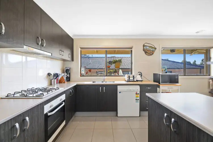 Fifth view of Homely house listing, 13 Folkstone Court, Drouin VIC 3818