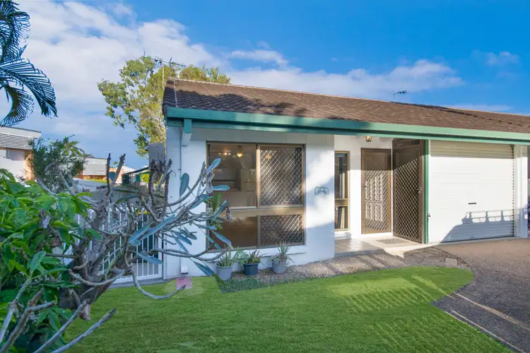 Main view of Homely unit listing, 6/7 Oxford Street, Hyde Park QLD 4812