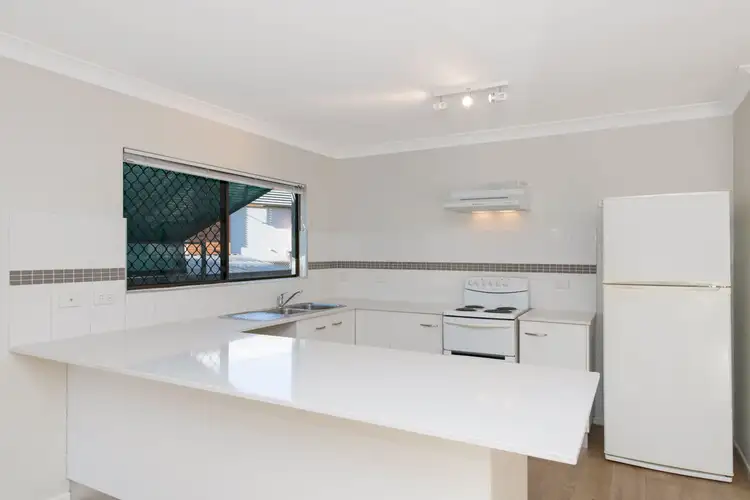 Third view of Homely unit listing, 6/7 Oxford Street, Hyde Park QLD 4812