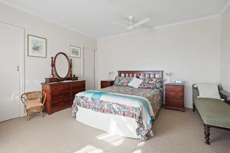 Sixth view of Homely house listing, 2 Mclean Street, Drouin VIC 3818