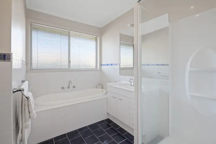 Seventh view of Homely house listing, 2 Mclean Street, Drouin VIC 3818