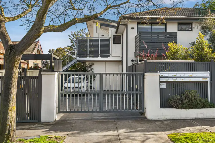 8/24 Como Street, Alphington VIC 3078