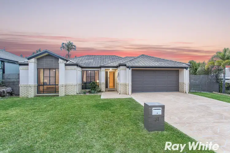 37 Ashford Cir, Petrie QLD 4502