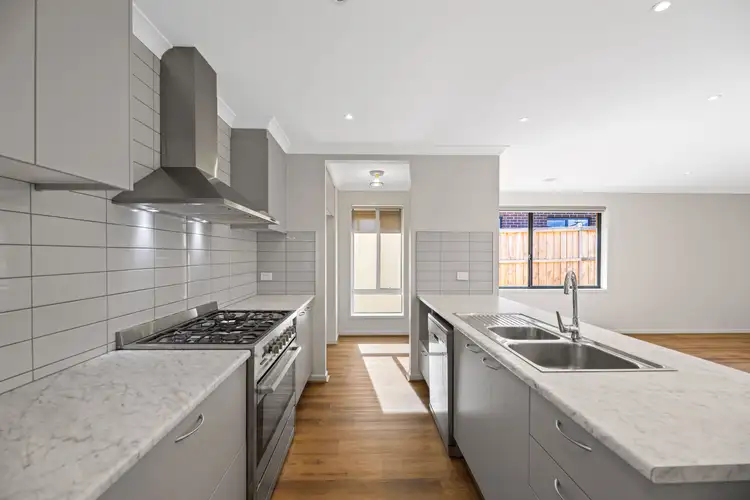 Sixth view of Homely house listing, 30 Boyd Avenue, Warragul VIC 3820