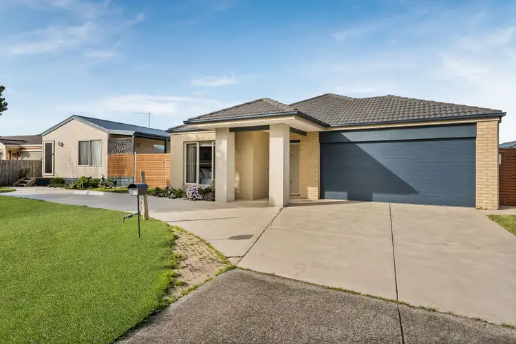 Main view of Homely house listing, 8 Osprey Court, Pakenham VIC 3810