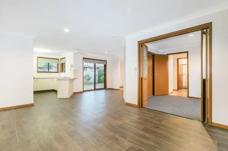 Third view of Homely villa listing, 4/31-33 South Street, Umina Beach NSW 2257