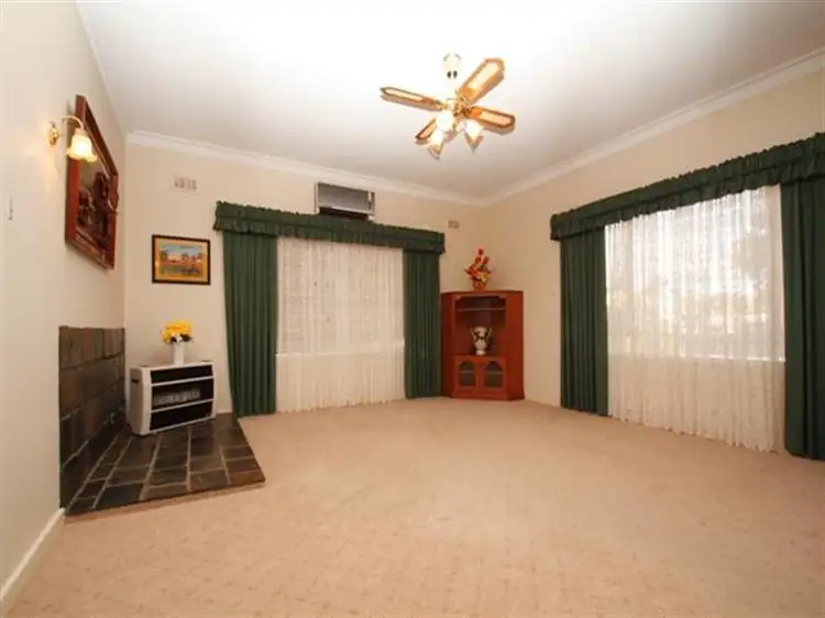 Second view of Homely house listing, 11 Fourth St, Loxton SA