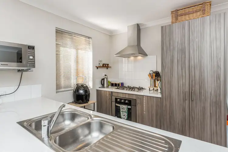 Seventh view of Homely house listing, 8 Dunbar Link, Baldivis WA 6171