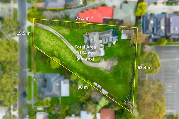 6 Pach Road, Wantirna South VIC 3152