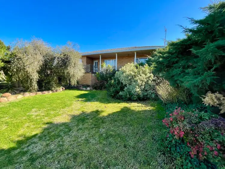 36 Mengarvie Road, Parkes NSW 2870