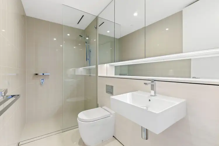 Sixth view of Homely unit listing, 602/211 Pacific Highway, North Sydney NSW 2060