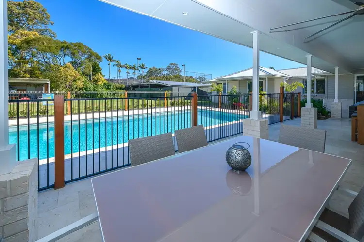 1 Nymboida Court, Helensvale QLD 4212