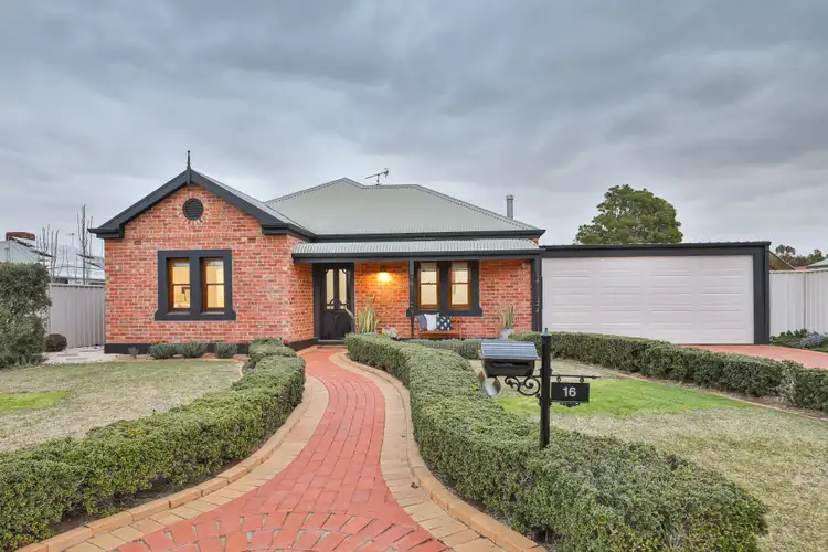 16 Ribarits Court, Mildura VIC 3500