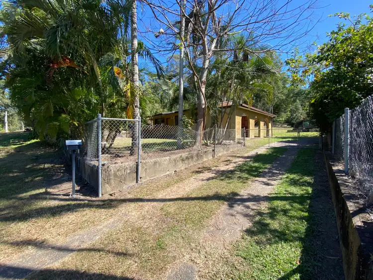 96 Range Road, Sarina QLD 4737