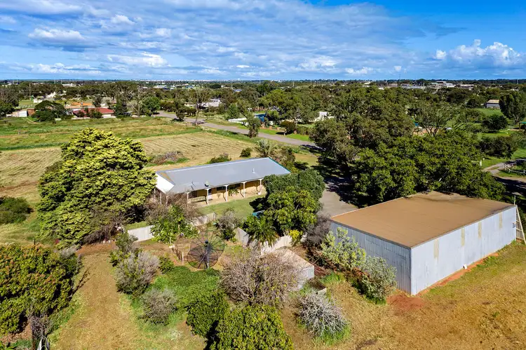 Second view of Homely house listing, 10 Erla Place, Woorree WA 6530