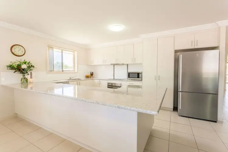 Sixth view of Homely house listing, 14 Birch Drive, Emerald QLD 4720