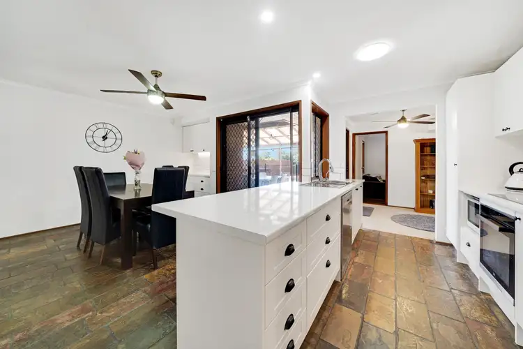 Second view of Homely house listing, 10 Lintrose Court, Edens Landing QLD 4207