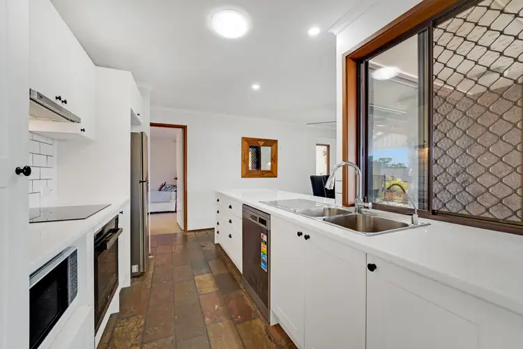 Third view of Homely house listing, 10 Lintrose Court, Edens Landing QLD 4207