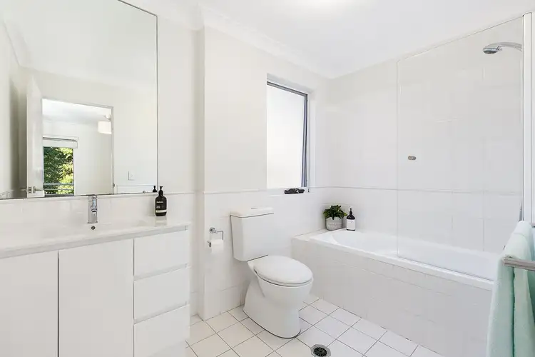 Sixth view of Homely apartment listing, 10/4 Campbell Parade, Manly Vale NSW 2093