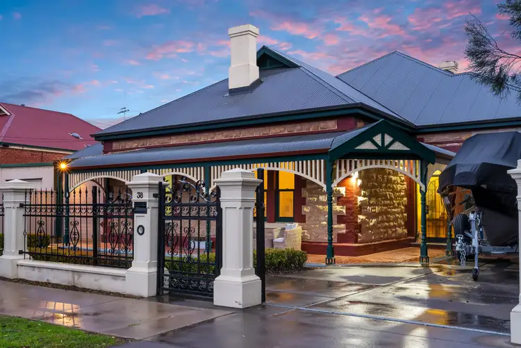 38 Kalgoorlie Road, Largs Bay SA 5016