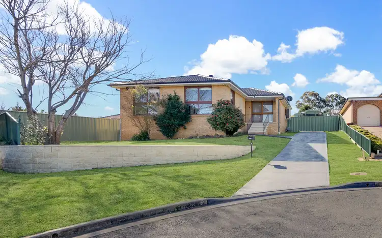 9 Coogee Place, Woodbine NSW 2560