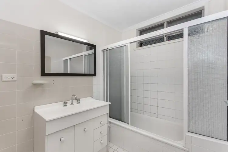 Fifth view of Homely house listing, 2 Alsop Drive, Heatley QLD 4814