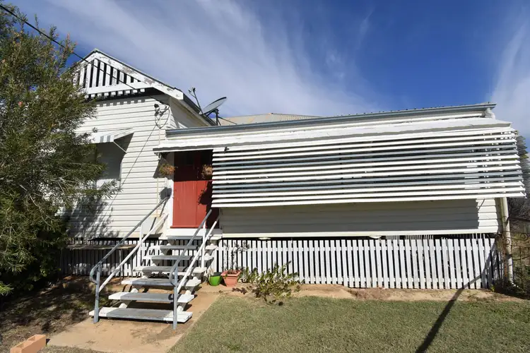 62 Falcon Street, Longreach QLD 4730