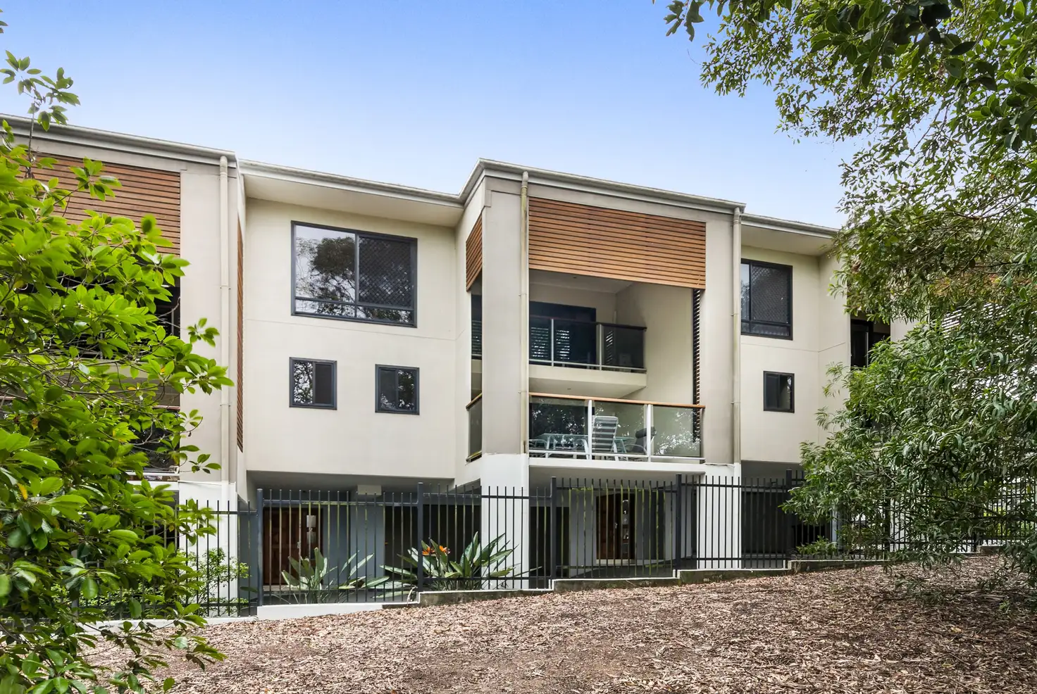 Main view of Homely unit listing, 2/283 Gladstone Road, Dutton Park QLD 4102