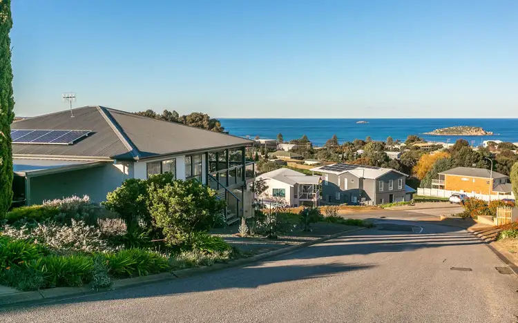 14 Joy Street, Encounter Bay SA 5211