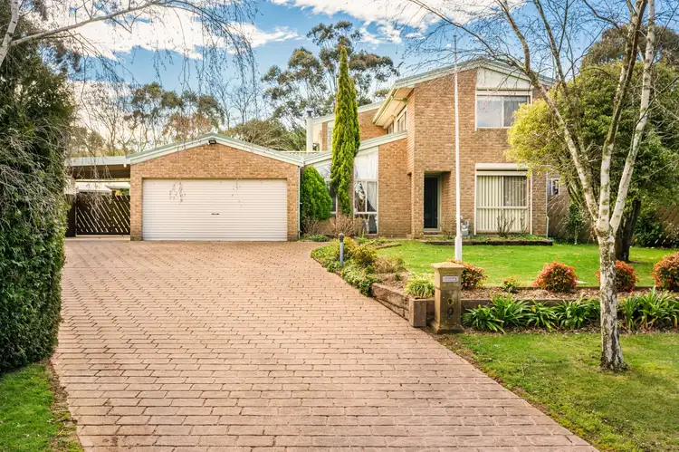9 Furphy Close, Romsey VIC 3434