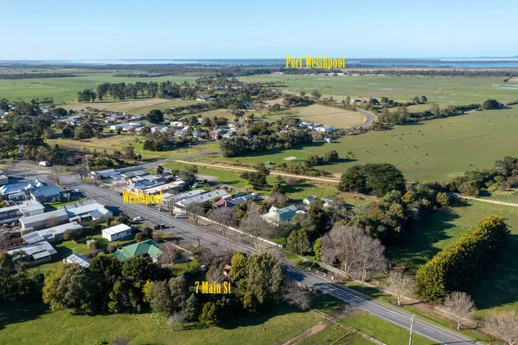7 Main Street, Welshpool VIC 3966