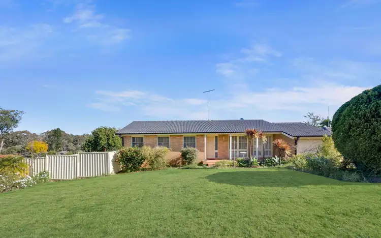 54 Georgiana Crescent, Ambarvale NSW 2560