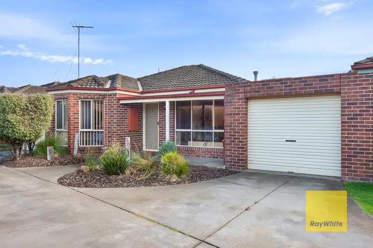 2/2 Webster Court, Highton VIC 3216