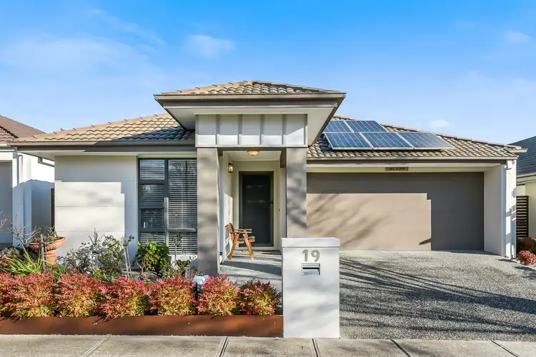 19 Hayman Street, Berwick VIC 3806