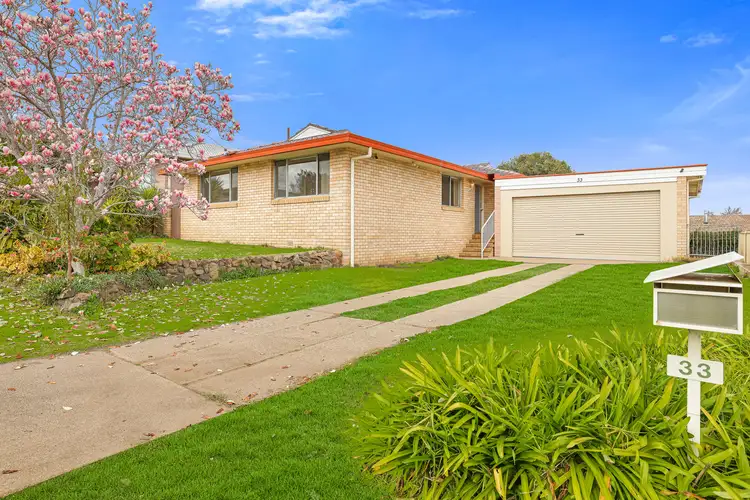 33 Minnamurra Crescent, Tamworth NSW 2340
