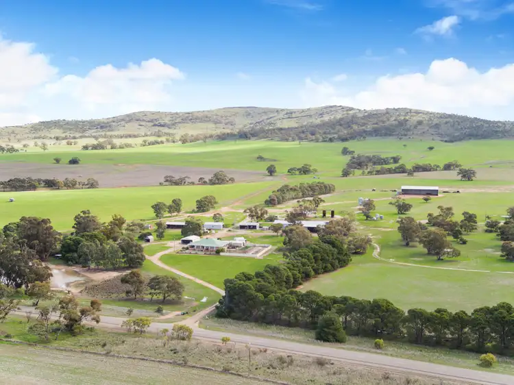 'Boudaglen' and 'Acacia Glen'  - 1884 Price Maurice Road, Pekina SA 5431