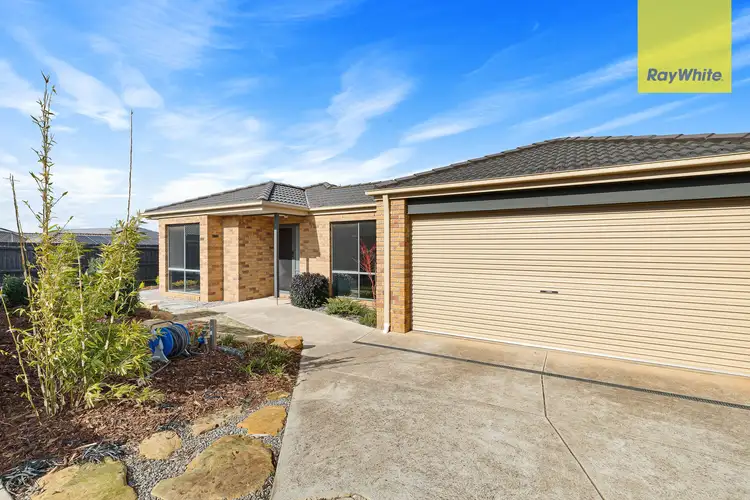 2 Third Mews, Maddingley VIC 3340