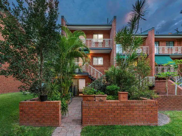 10/11 Austral Street, St Lucia QLD 4067