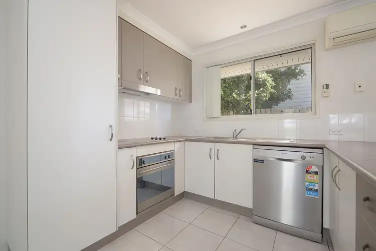 Sixth view of Homely semi-detached listing, 45 Flinders Street, West Gladstone QLD 4680