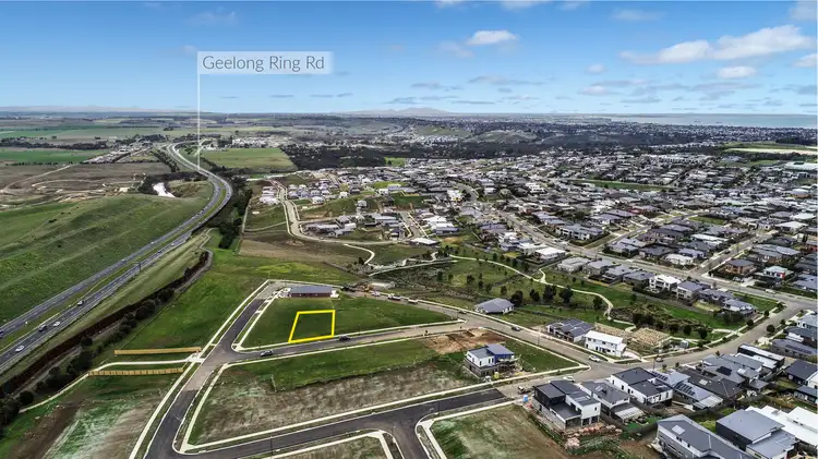 10 Koop Close, Highton VIC 3216