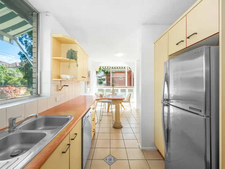 Third view of Homely apartment listing, 4/69 Riverview Terrace, Hamilton QLD 4007