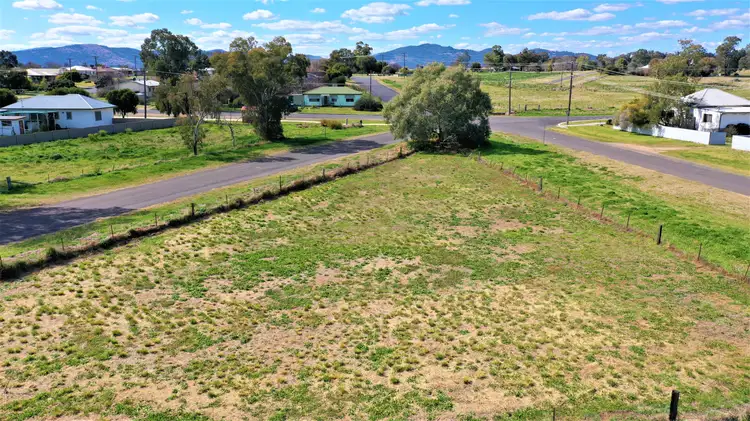 15 Pittsford Street, Quirindi NSW 2343