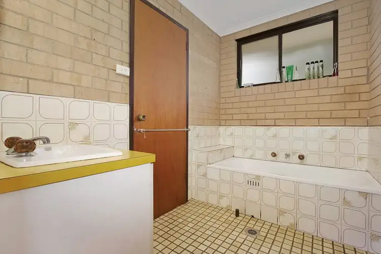 Fourth view of Homely unit listing, 32/604 Hague Street, Lavington NSW 2641