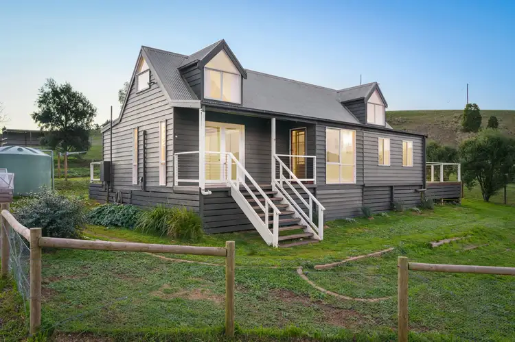 249 Sheehans Road, Romsey VIC 3434