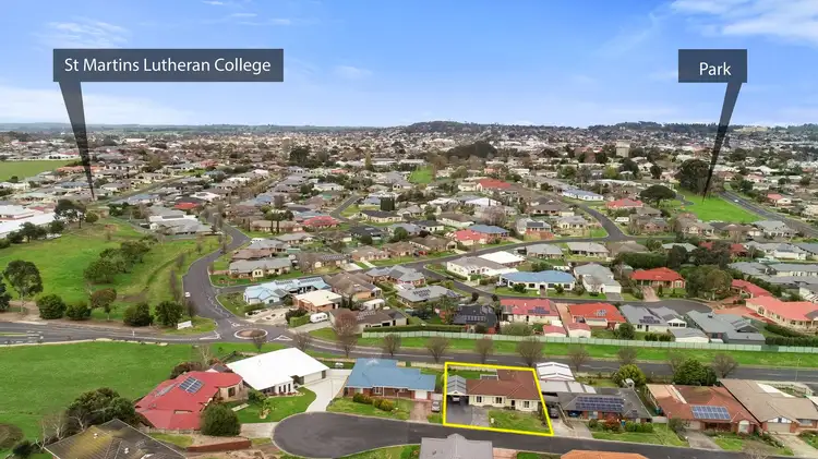 Second view of Homely house listing, 8 Marlow Court, Mount Gambier SA 5290