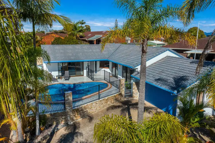 9 Carlingford Place, Robina QLD 4226